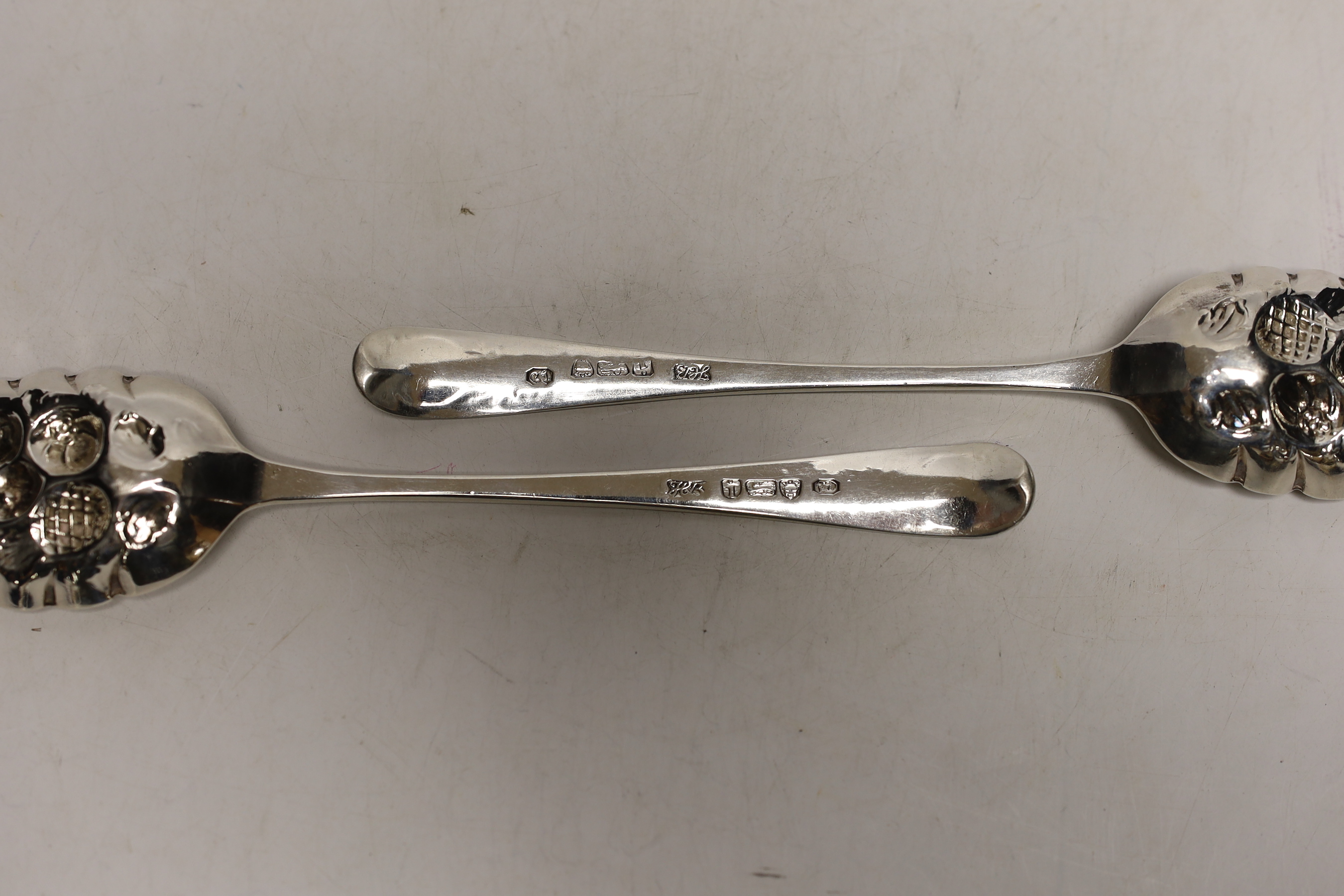 A pair of George III silver Old English pattern 'berry' spoons by Hester Bateman, London, 1784, 21.7cm, 3.6oz.